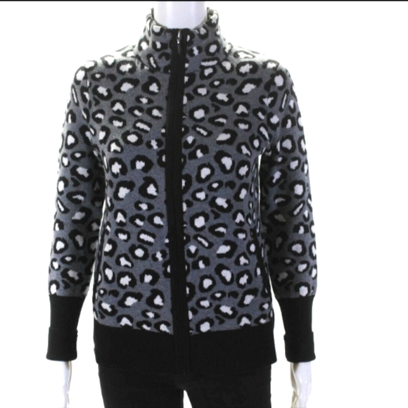 NWOT Rachel Zoe Grey Leopard Print Cardigan Sweater Size Medium - Picture 11 of 11